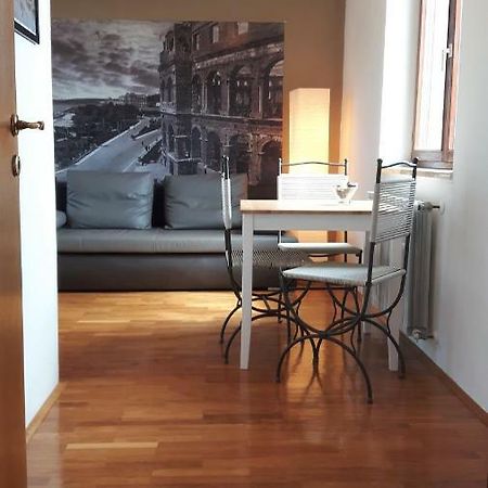 LižnjanLili'S Houseアパートメント エクステリア 写真