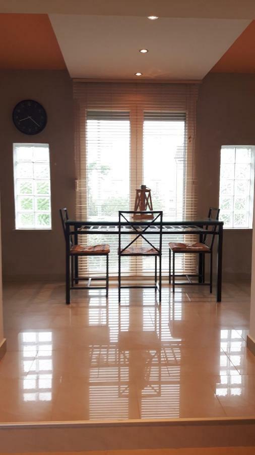 LižnjanLili'S Houseアパートメント エクステリア 写真