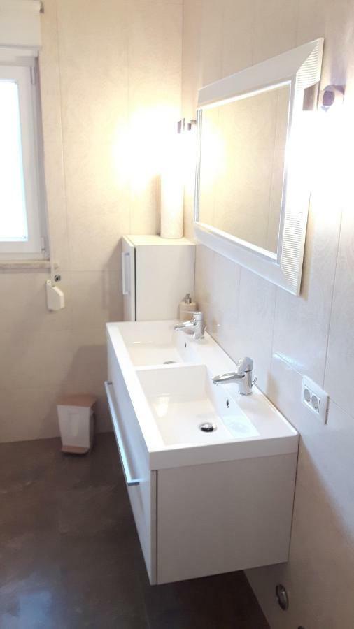 LižnjanLili'S Houseアパートメント エクステリア 写真