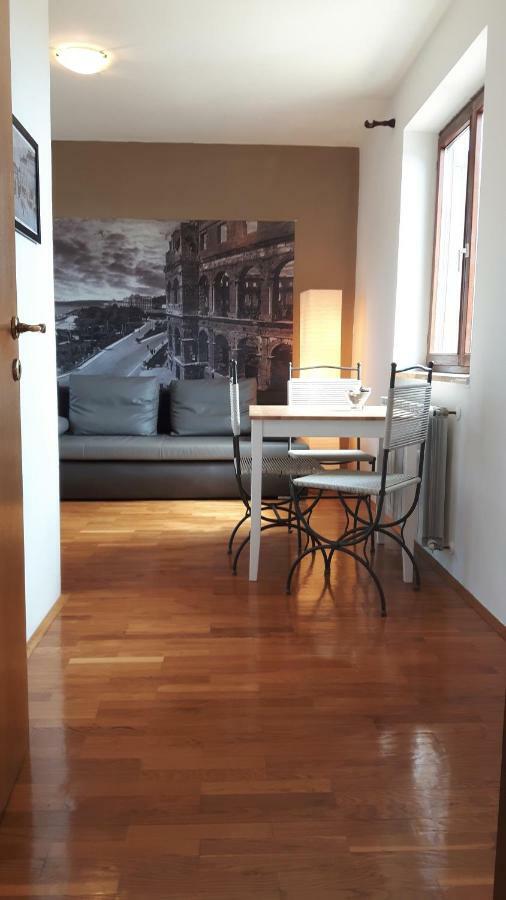 LižnjanLili'S Houseアパートメント エクステリア 写真